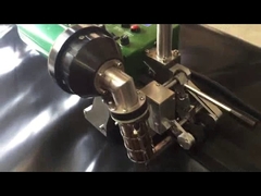 SWT-NS700  آلة لحام الأغشية الأرضية HDPE تعمل في موقع العمل