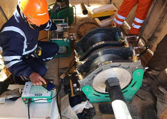 200mm الأنابيب Hdpe بعقب آلة الانصهار مع مسجل البيانات