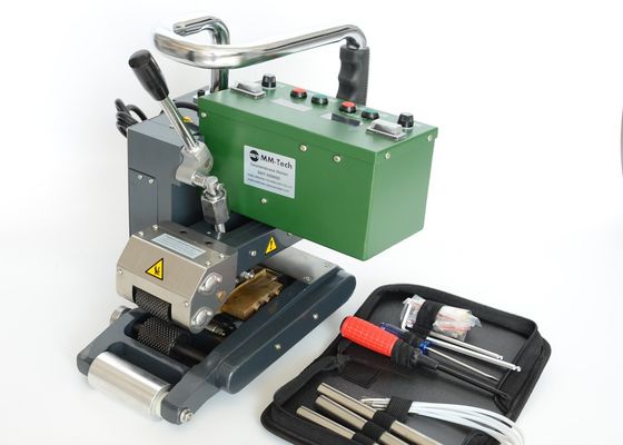 1800W Hdpe غشاء أرضي ساخن آسفين لحام تلقائي ل 1.0-3.0mm SWT-NS900D