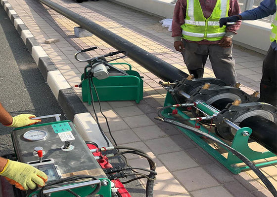 ماكينة لحام مواسير بولي ايثيلين Hdpe