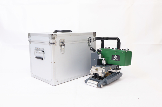 220V العرض الرقمي الساخن إسفين غشاء أرضي لحام للتعدين